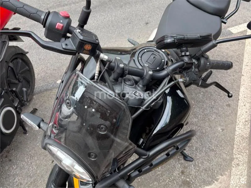 Royal Enfield Himalayan 450 - Vista 3