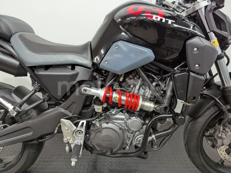 Yamaha MT-03 - Vista 7