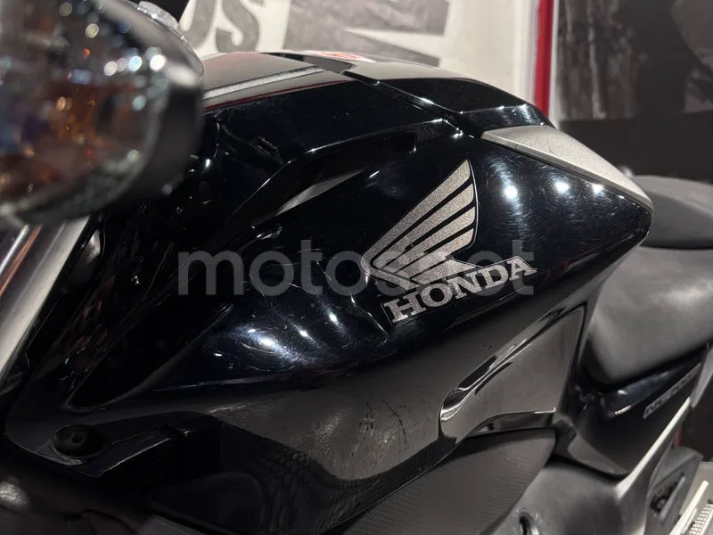 Honda NC700S - Vista 15