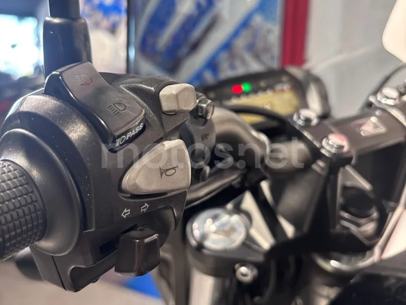 Honda NC700S - Vista 19