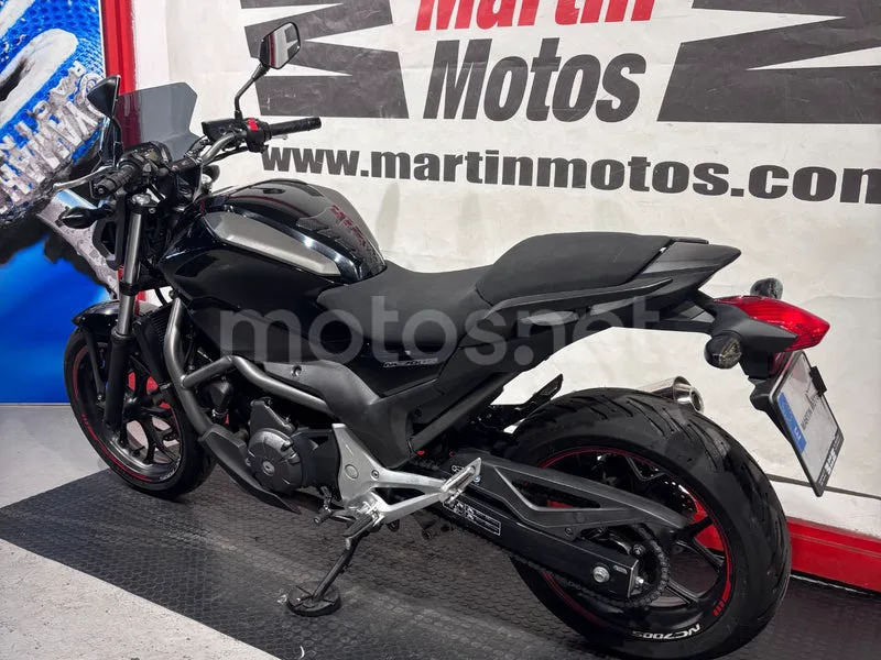 Honda NC700S - Vista 4