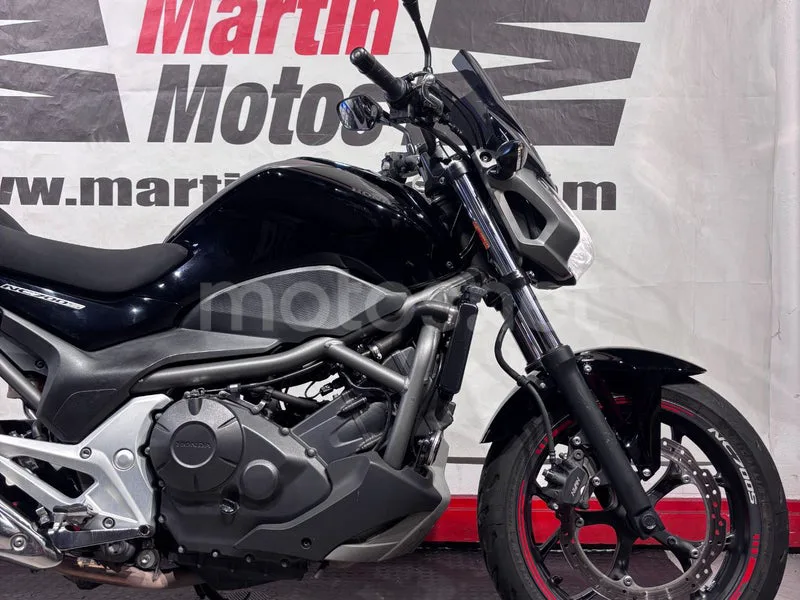 Honda NC700S - Vista 9