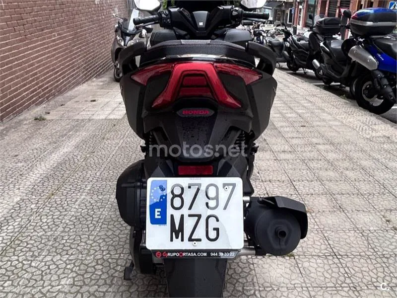 Honda Forza 125 - Vista 5