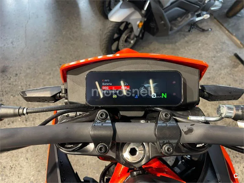 KTM 125 SMC R 4499 € 2026 Navarra - 2