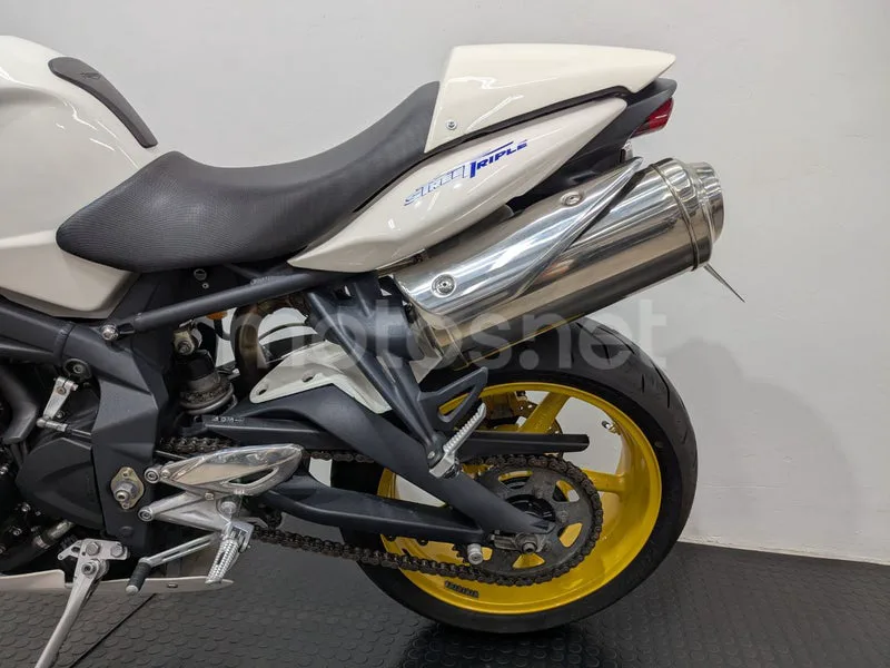 Triumph Street Triple - Vista 4