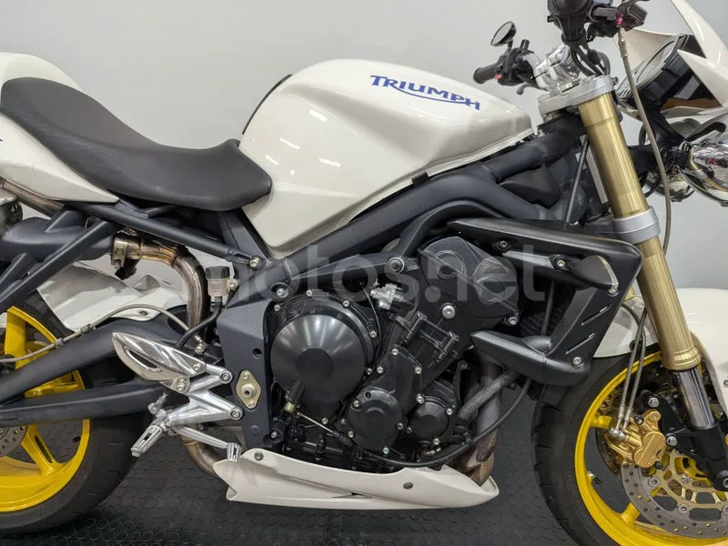 Triumph Street Triple - Vista 7