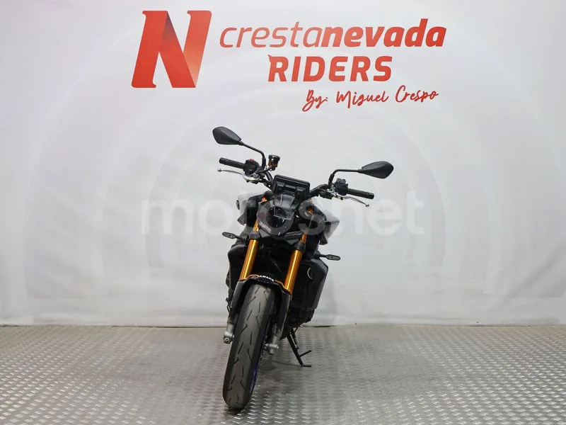 Yamaha MT-09 - Vista 5