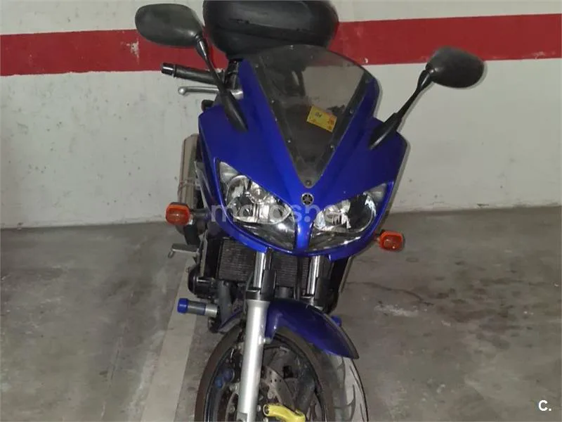 Yamaha FZS600 Fazer - Vista 11