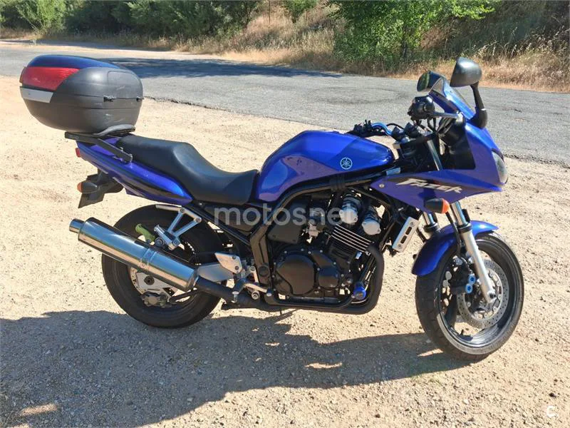 Yamaha FZS600 Fazer - Vista 10