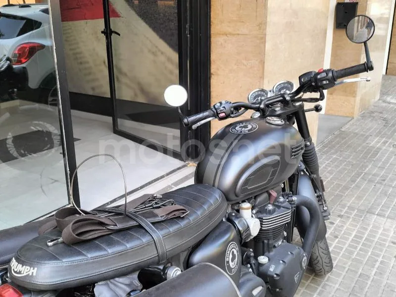 Triumph Bonneville T120 - Vista 8