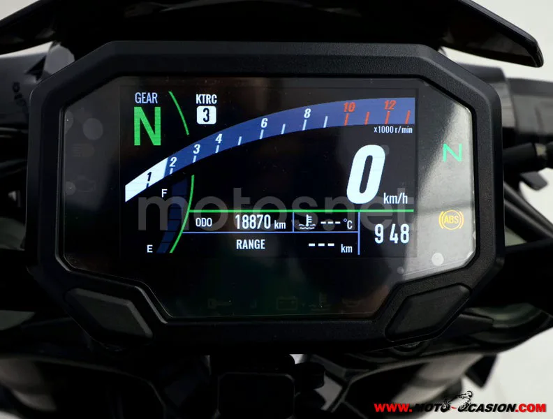 Kawasaki Z900 - Vista 6