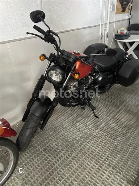 Hyosung Aquila GV 125 S 2600 € 2020 Madrid - 1