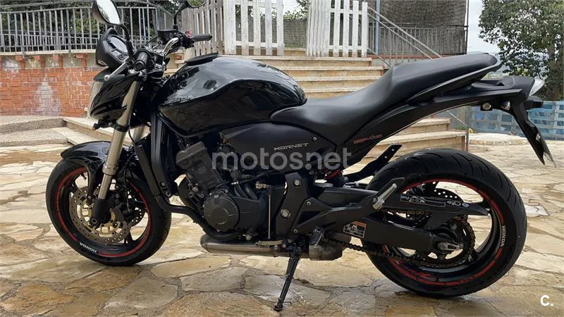 Honda CB600F Hornet - Vista 3