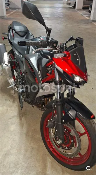 Kawasaki Z500 - Vista 3