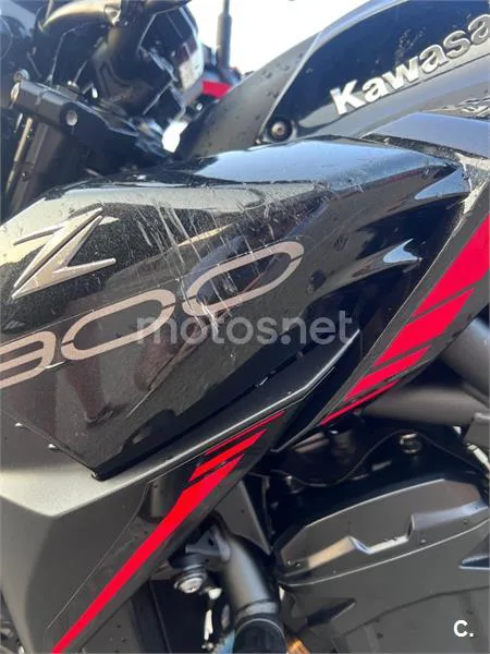 Kawasaki Z900 - Vista 15