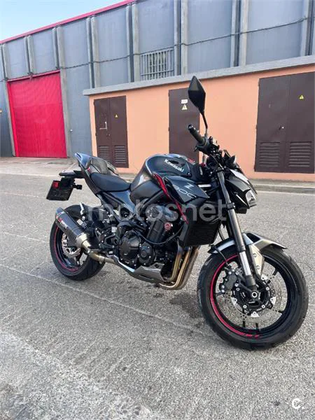 Kawasaki Z900 - Vista 6