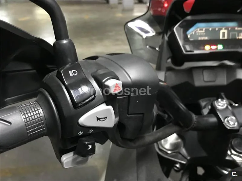 Honda NC750X - Vista 3