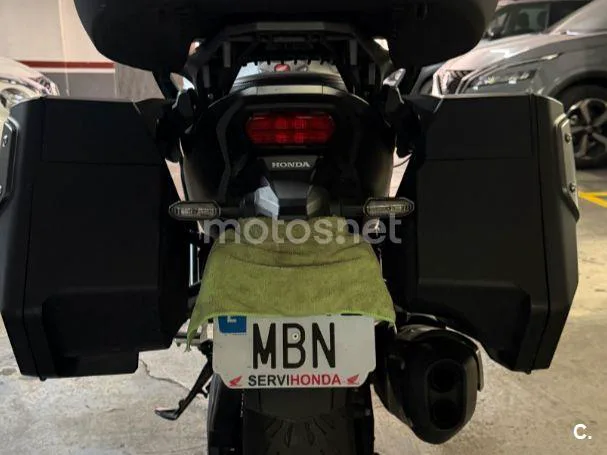 Honda NT1100 - Vista 5