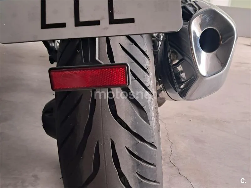 BMW R 1250 R - Vista 8