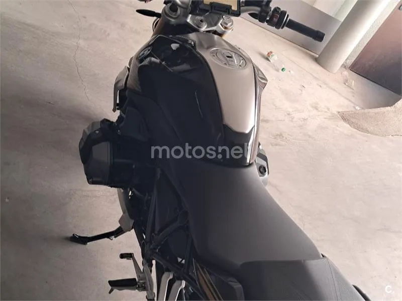BMW R 1250 R - Vista 9