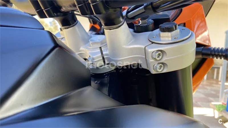 KTM 990 SM - Vista 11