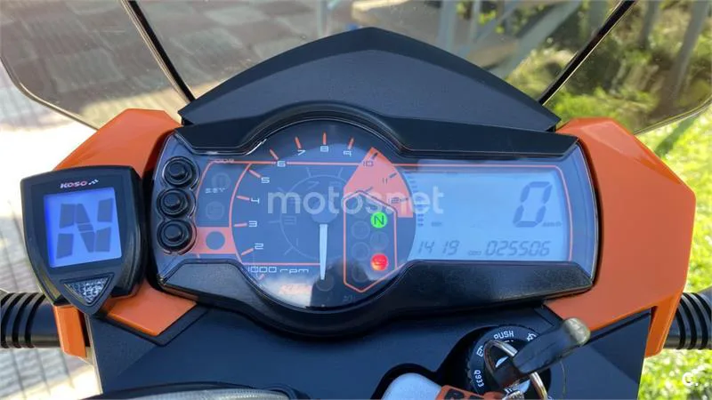KTM 990 SM - Vista 19
