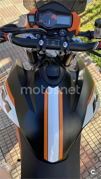 KTM 990 SM - Vista 20