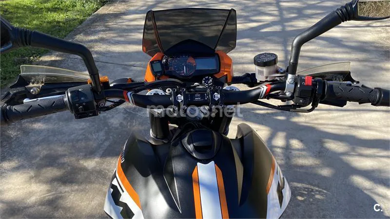 KTM 990 SM - Vista 5