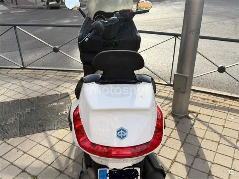 Piaggio XEvo 125 - Vista 5
