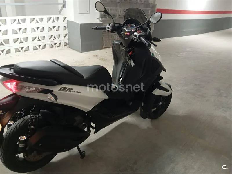 Piaggio MP3 Yourban 300 LT Sport - Vista 3