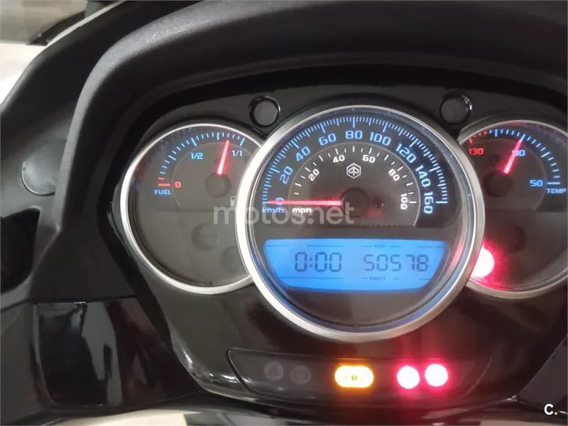 Piaggio MP3 Yourban 300 LT Sport - Vista 4