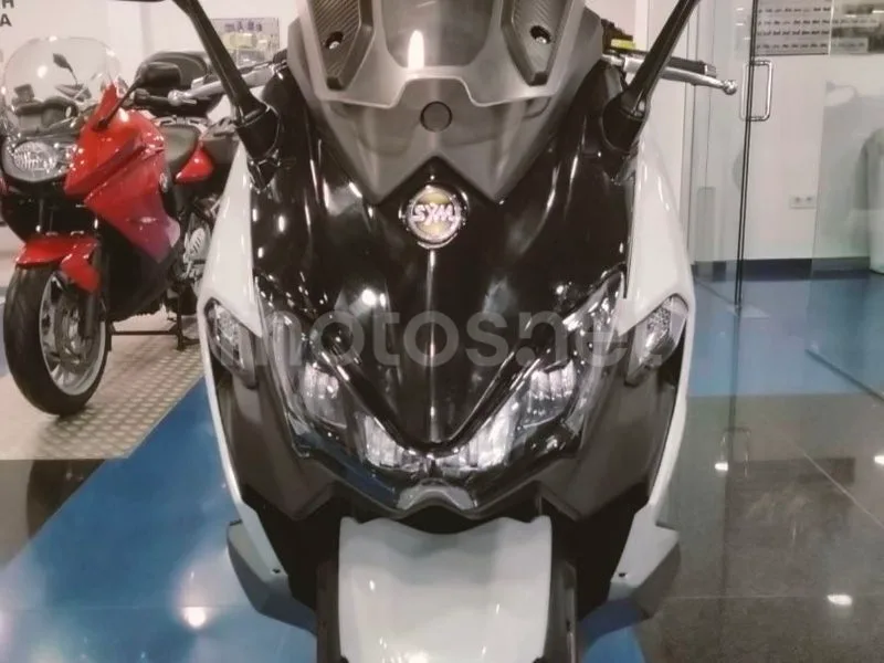 SYM Maxsym TL 500 - Vista 15