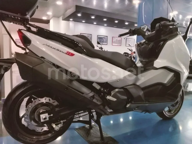 SYM Maxsym TL 500 - Vista 19