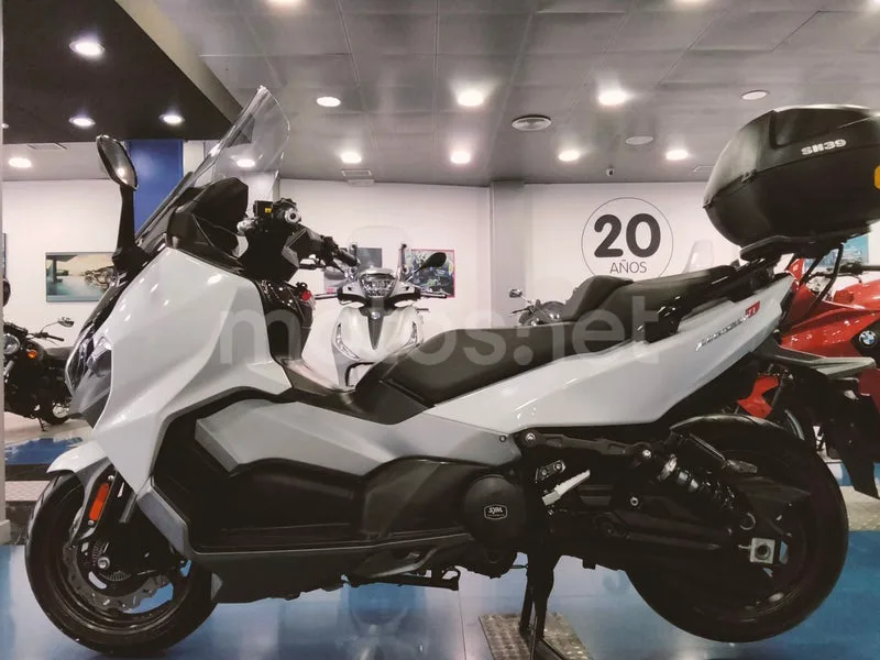 SYM Maxsym TL 500 - Vista 5