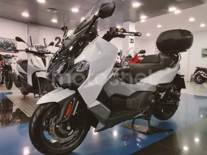 SYM Maxsym TL 500 - Vista 6