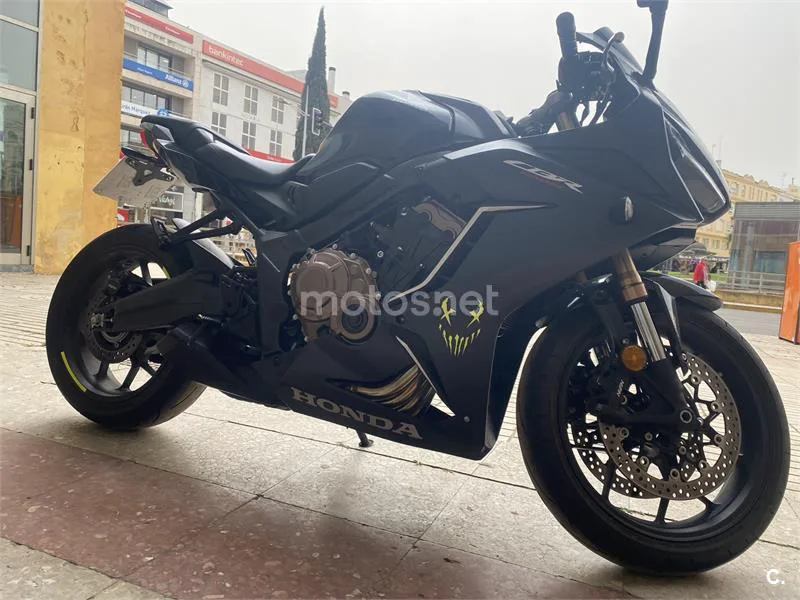 Honda CBR650R - Vista 8