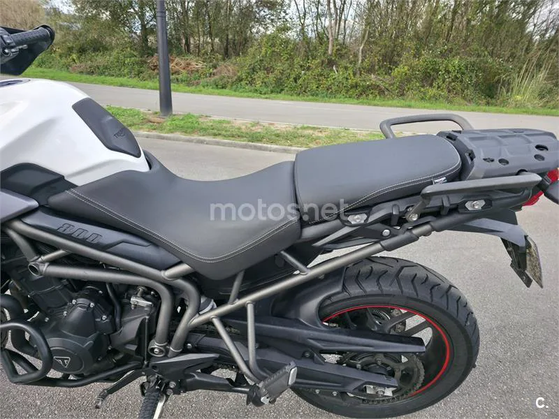 Triumph Tiger 800 XR - Vista 16