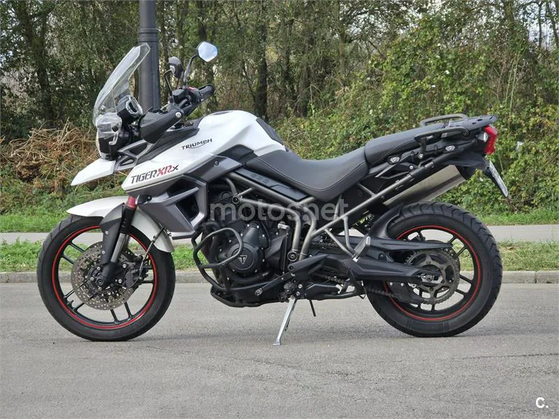 Triumph Tiger 800 XR - Vista 3