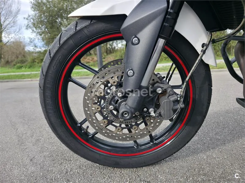 Triumph Tiger 800 XR - Vista 10