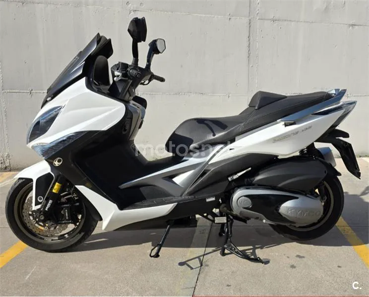 Kymco Xciting 400 - Vista 5