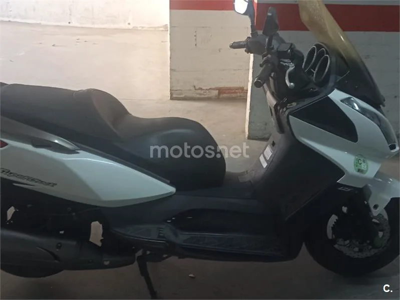 Kymco Super Dink 125 - Vista 3