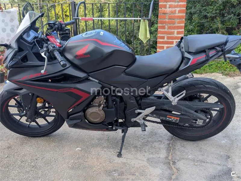 Honda CBR500R - Vista 3