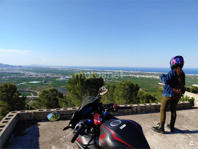 Honda CBR500R - Vista 4