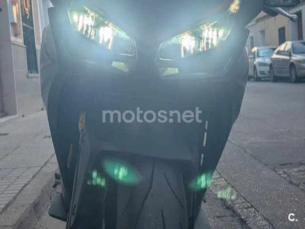 Honda CBR500R - Vista 5