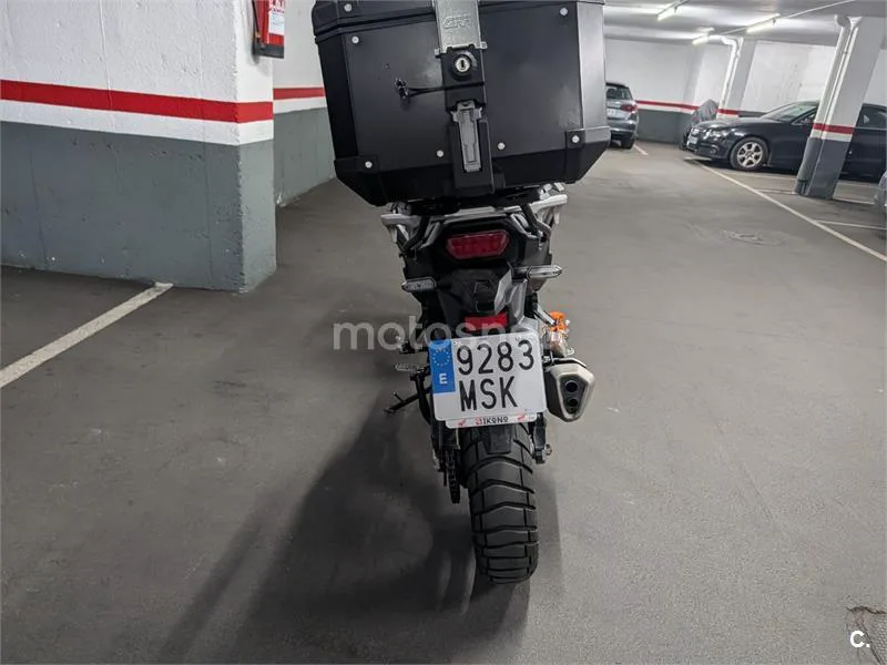 Honda XL750 Transalp - Vista 4
