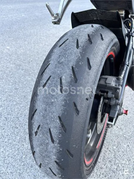 Yamaha YZF-R6 - Vista 3