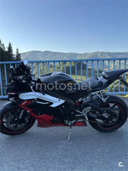 Yamaha YZF-R6 - Vista 7