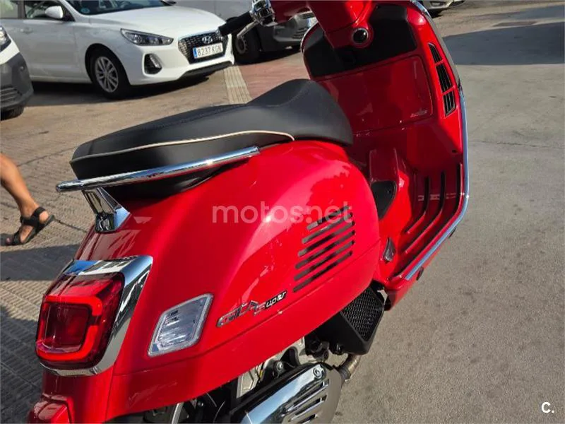 Vespa GTS 125 - Vista 8