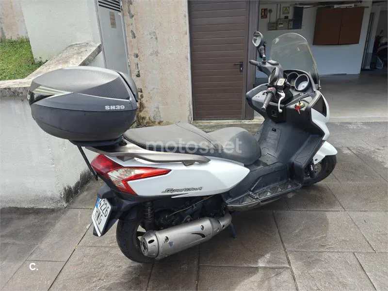 Kymco Super Dink 125 - Vista 6