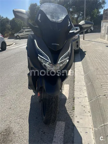Honda Forza 125 - Vista 4